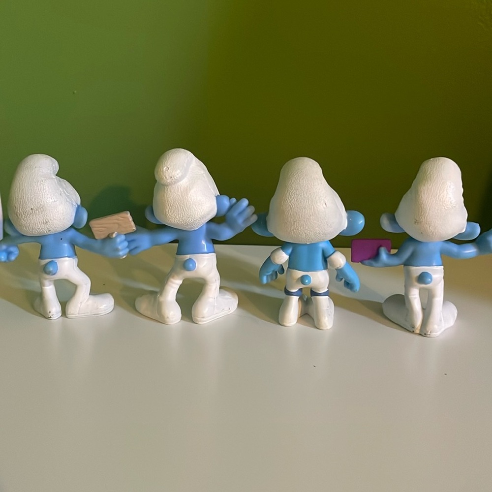 Figurine Sets - Picture 2 of 6